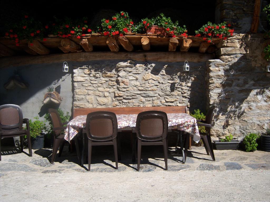 Casa Rogel Vendégház Llesuy Kültér fotó